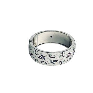 Brighton White Enamel W/ Pastel Rhinestone Flowers Hinged Bangle Bracelet (5969)